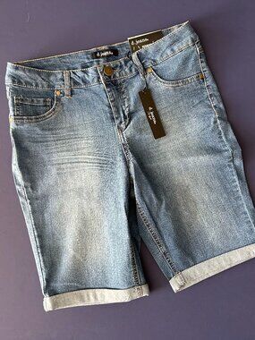 D. Jeans NWT Bermuda Jean Shorts
